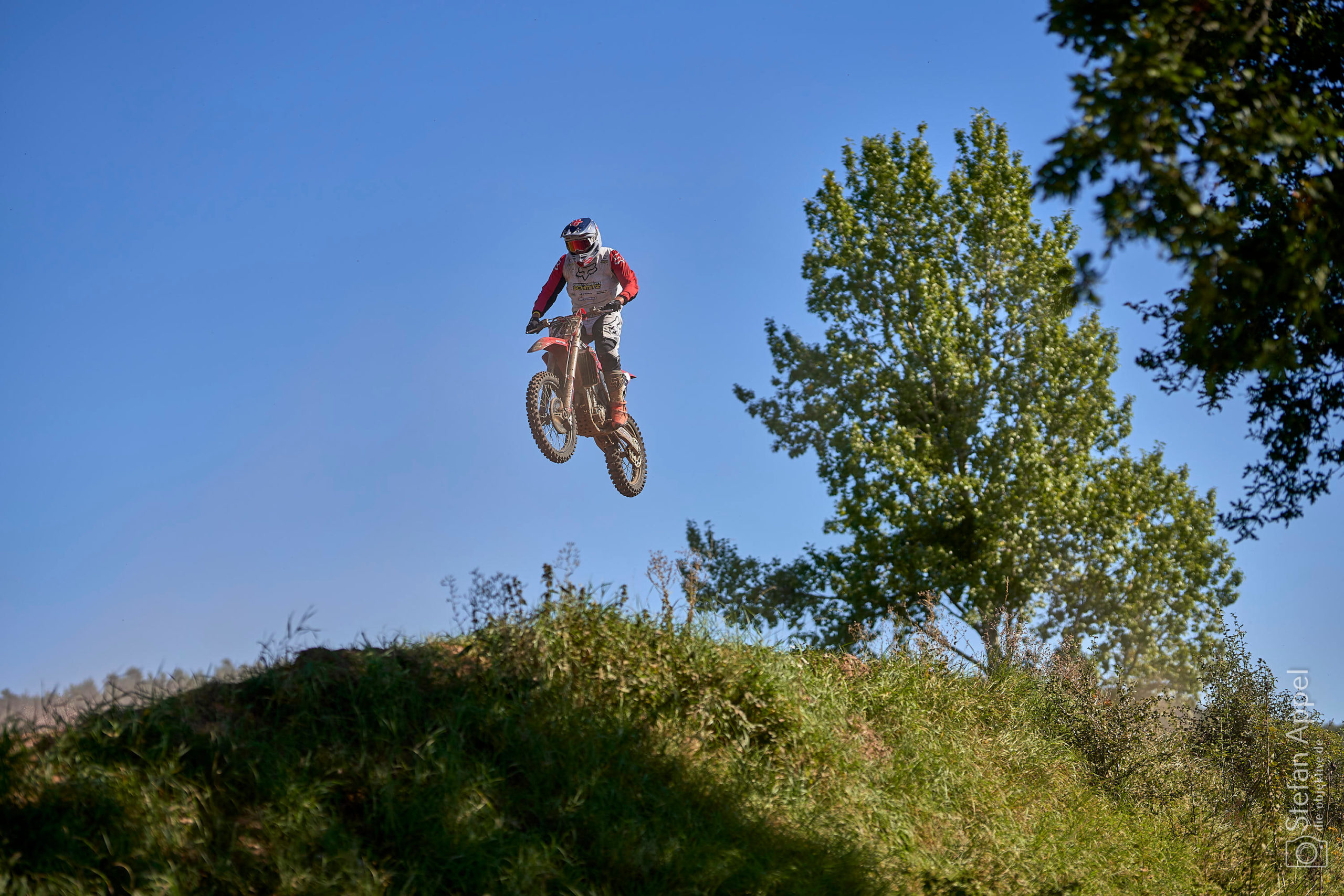 2021-09-25_13-44-31_SNY8678